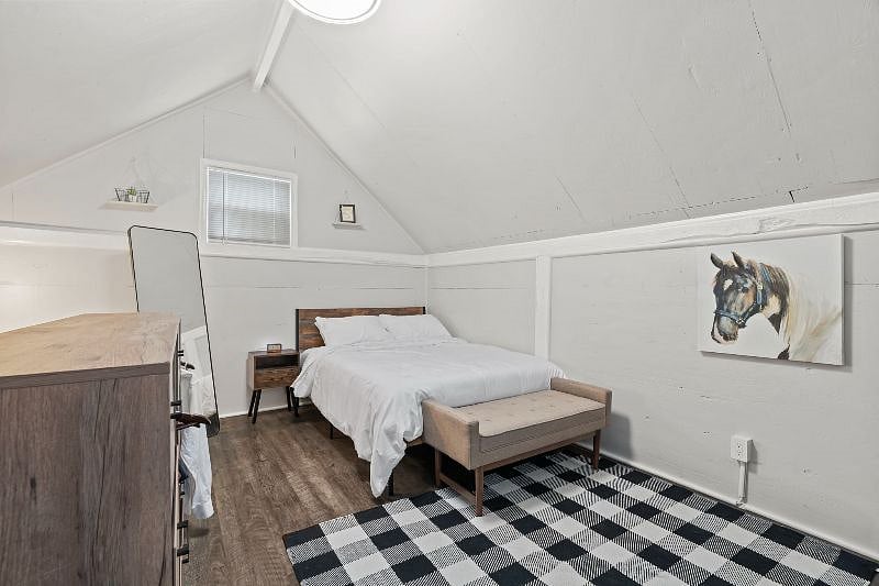 Furnished Finder property 567224_1 photo 13