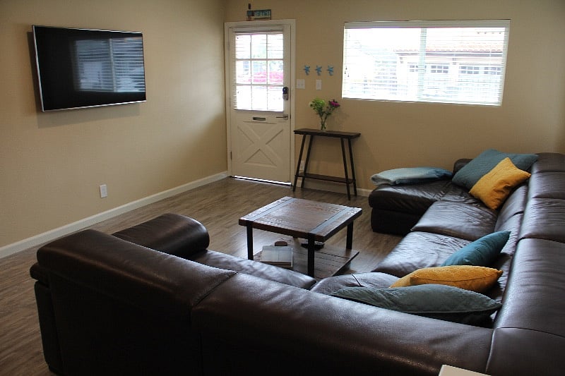 Furnished Finder property 567228_1 photo 3