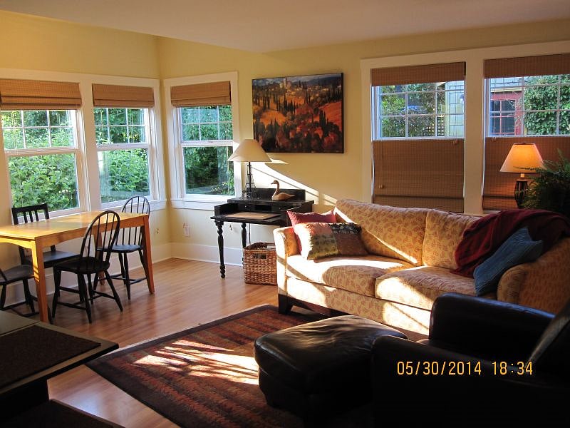 Furnished Finder property 567229_1 photo 5