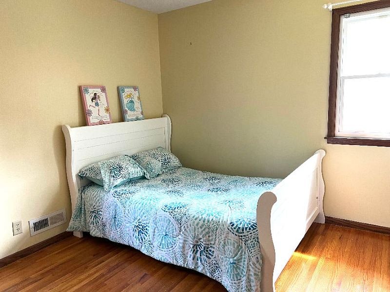 Full size bed with closet