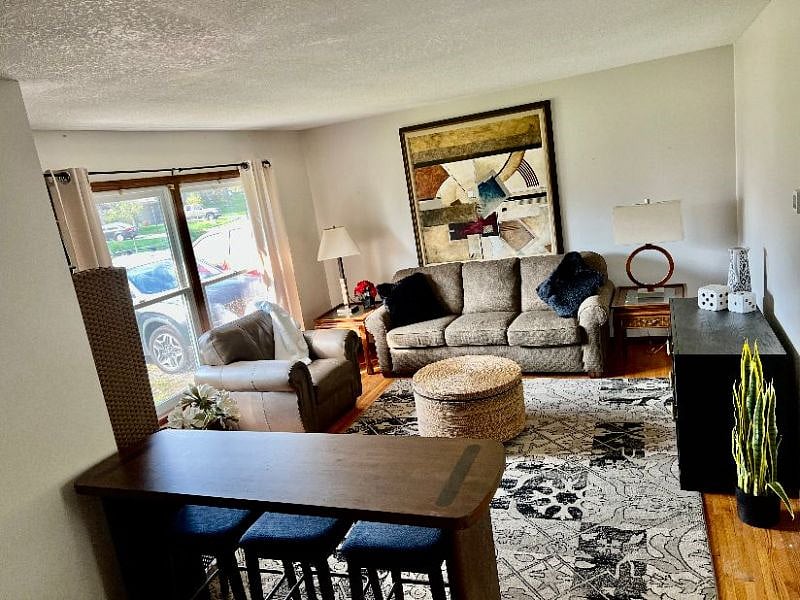 Furnished Finder property 567328_1 photo 3