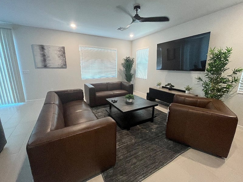 Furnished Finder property 567351_1 photo 3