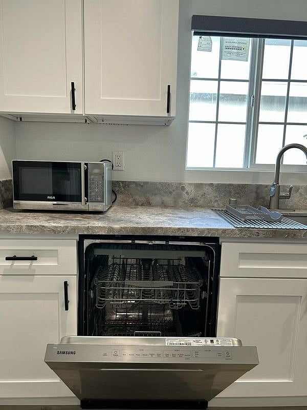 Furnished Finder property 567409_1 photo 36
