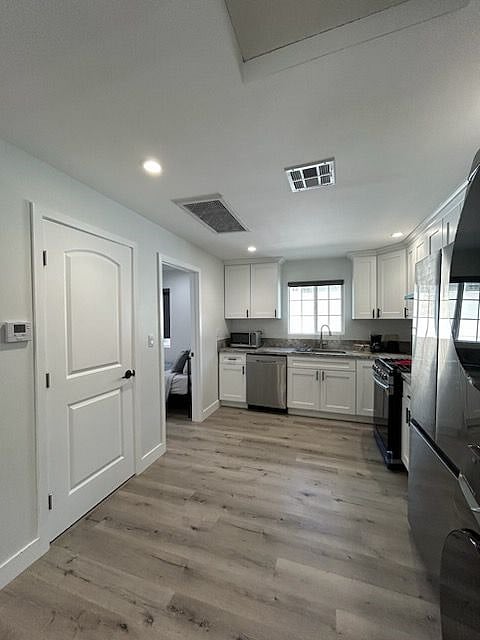 Furnished Finder property 567409_1 photo 24