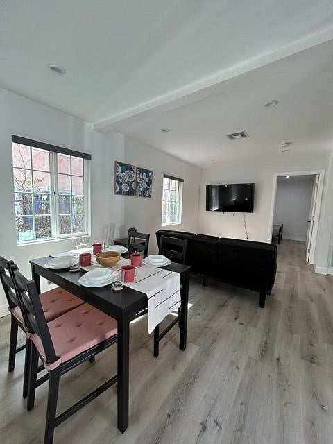Furnished Finder property 567409_1 photo 26