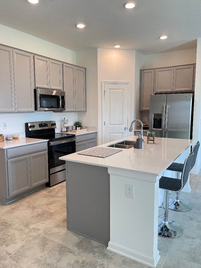 Furnished Finder property 567432_1 photo 3