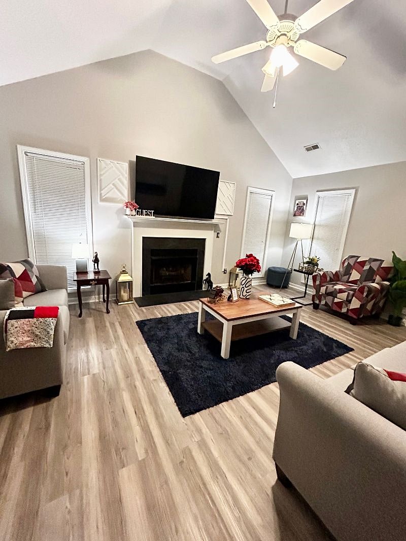 Furnished Finder property 567469_1 photo 4
