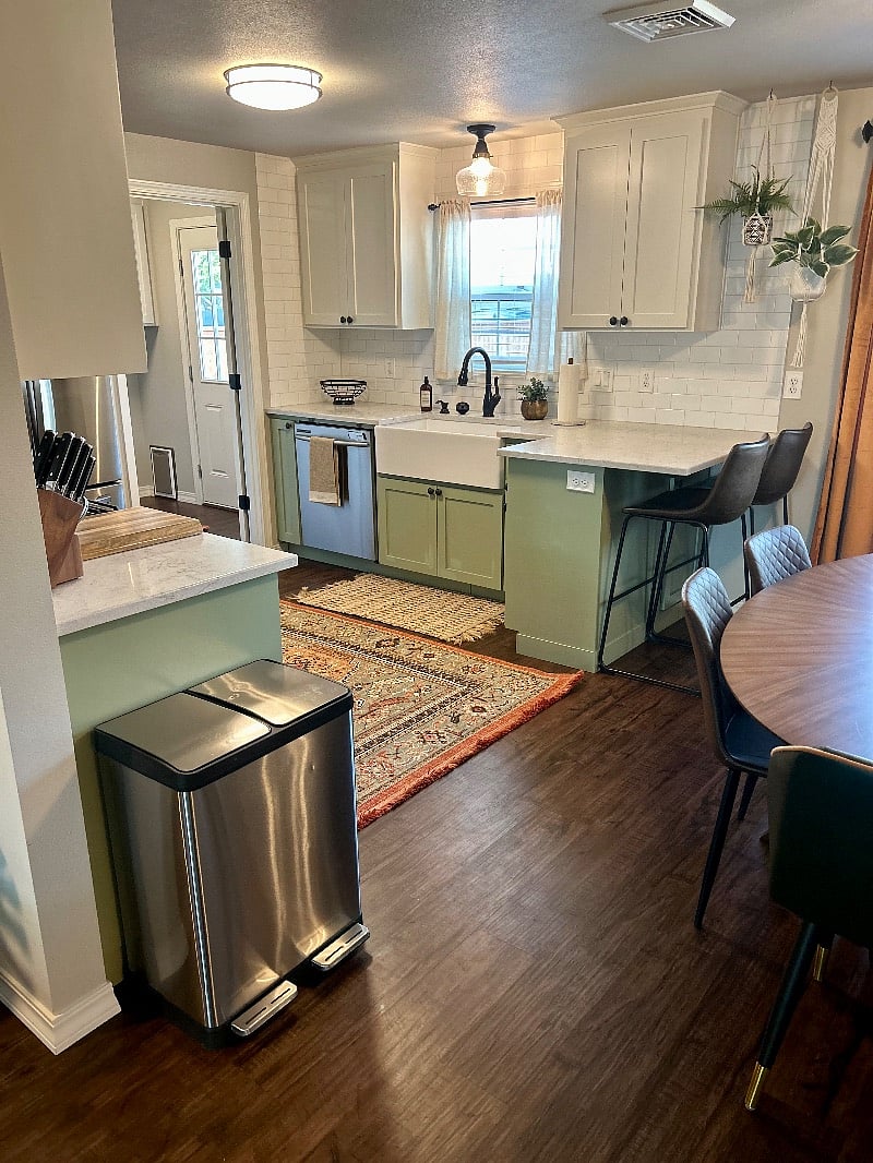 Furnished Finder property 567470_1 photo 18
