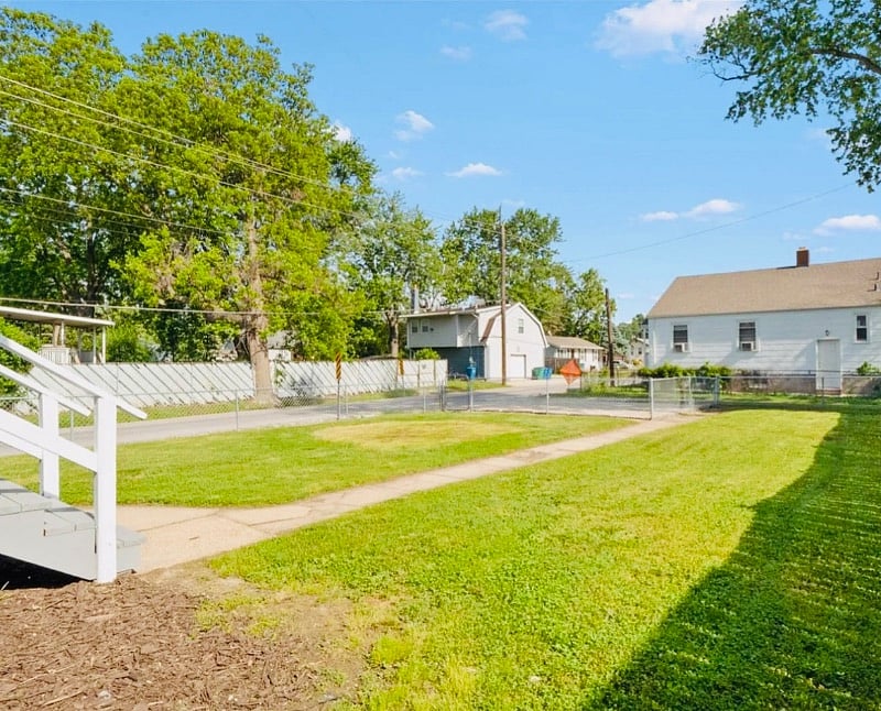 Furnished Finder property 567471_1 photo 4