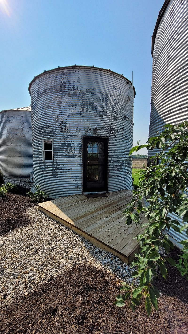 Entrance to Cozy Bin
