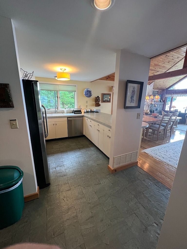 Furnished Finder property 567561_1 photo 8