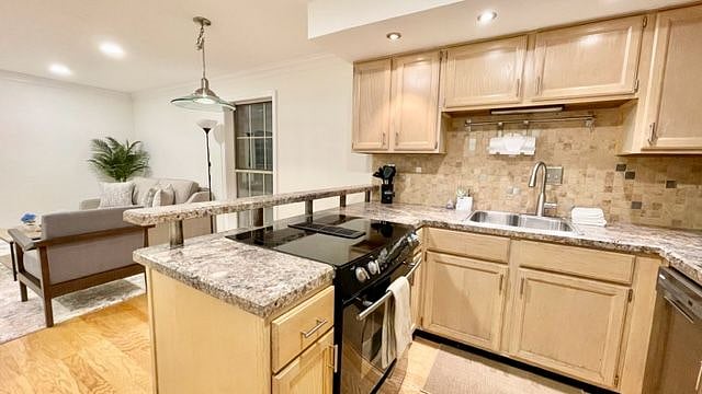 Furnished Finder property 567568_1 photo 9