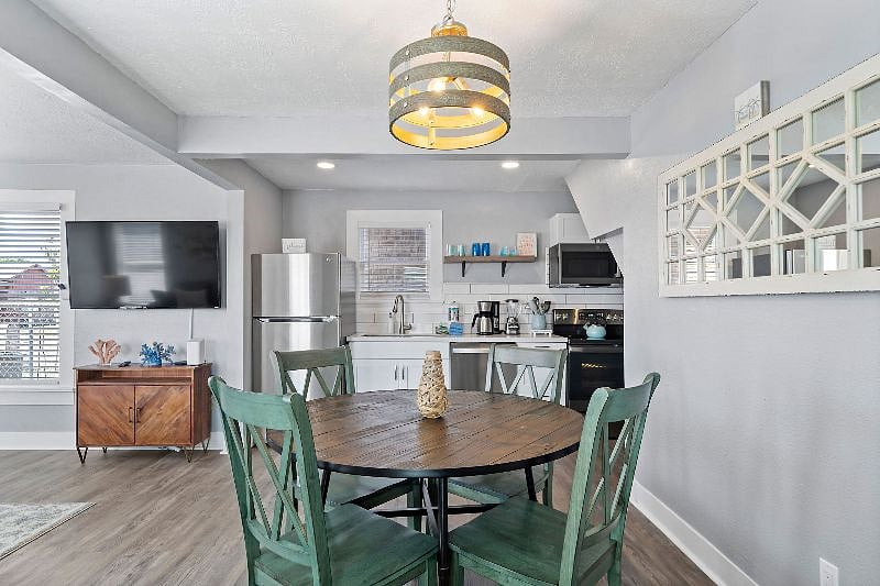 Furnished Finder property 567579_1 photo 22