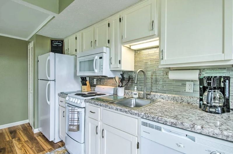 Furnished Finder property 567596_1 photo 8