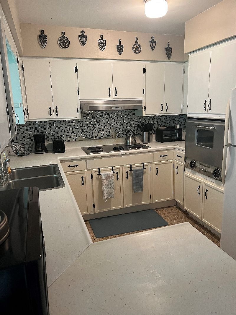 Furnished Finder property 567621_1 photo 4