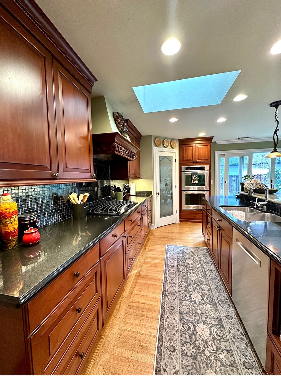 Plenty of space to cook with all the kitchen with all the amenities.