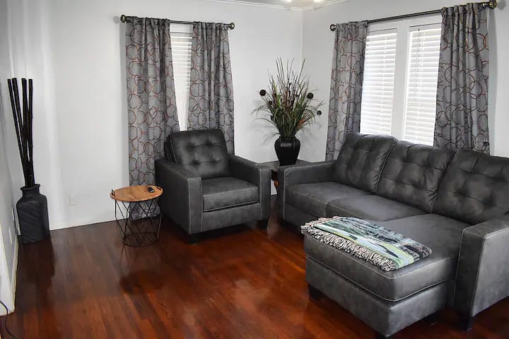 Furnished Finder property 567674_1 photo 1