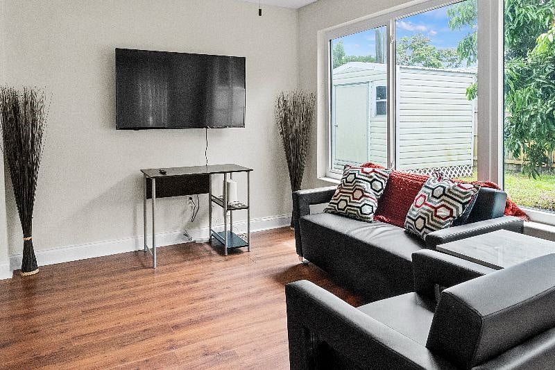 Furnished Finder property 567679_1 photo 7