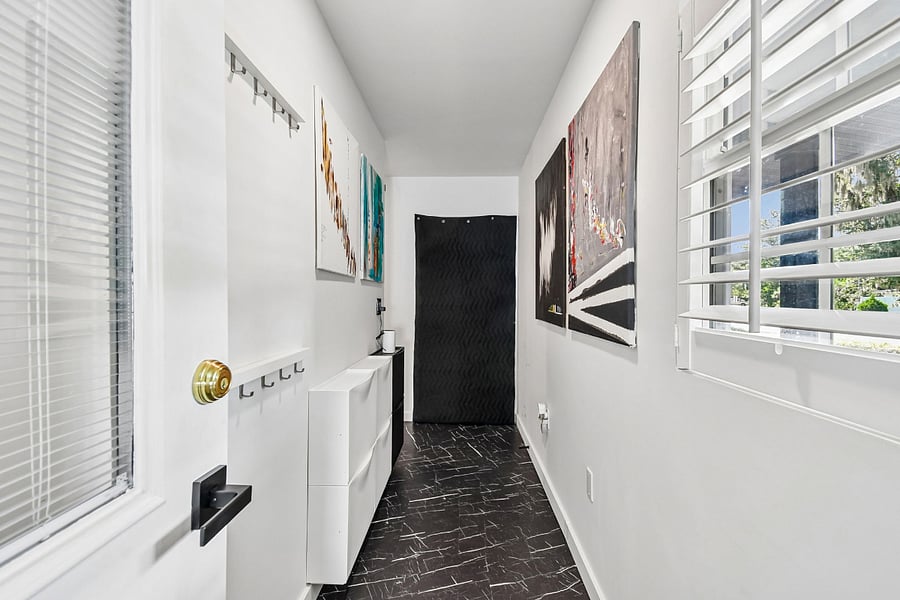 Furnished Finder property 567705_1 photo 8