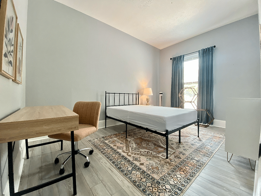 AVAILABLE- Unit 1B - $849/Monthly