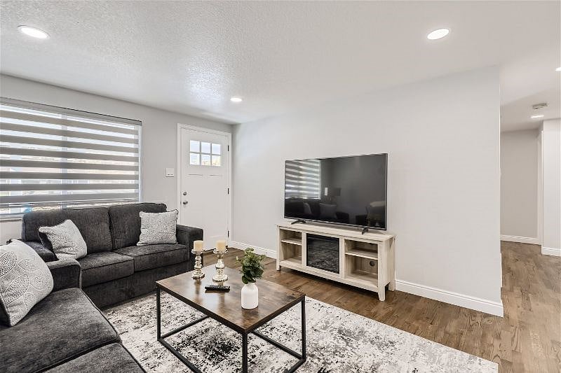 Furnished Finder property 567747_1 photo 8