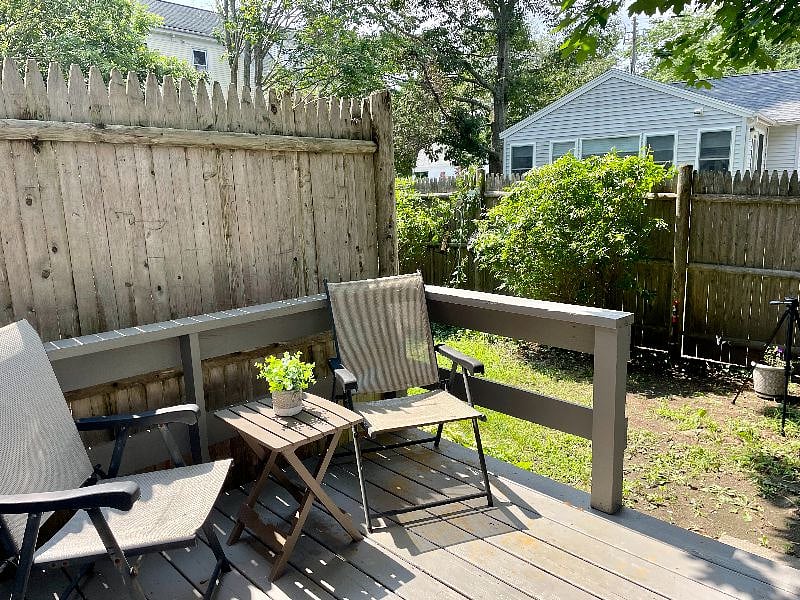 Small, private back deck.