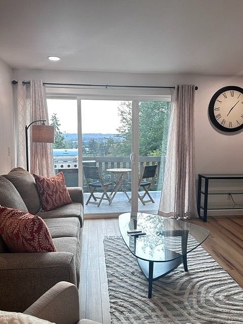 Furnished Finder property 567919_1 photo 40