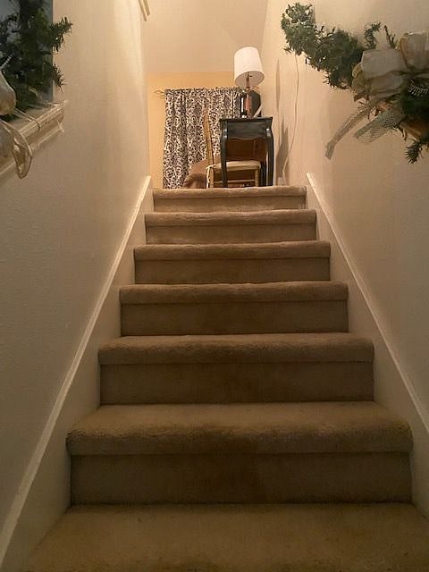 Upstairs way