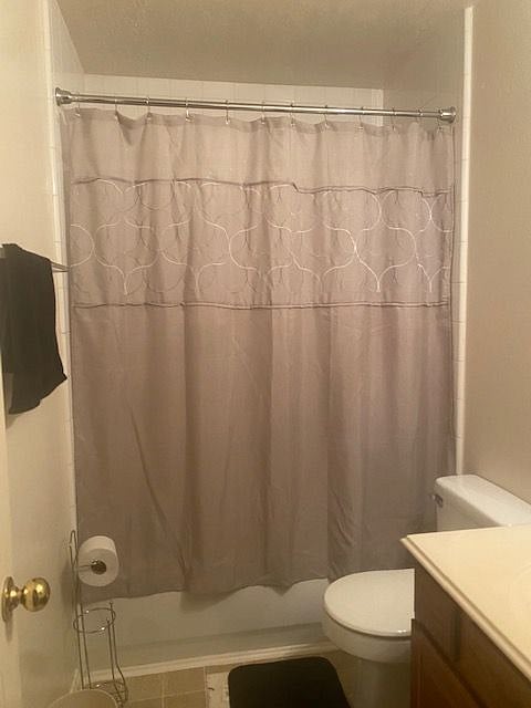 Upstairs Bathroom shared 