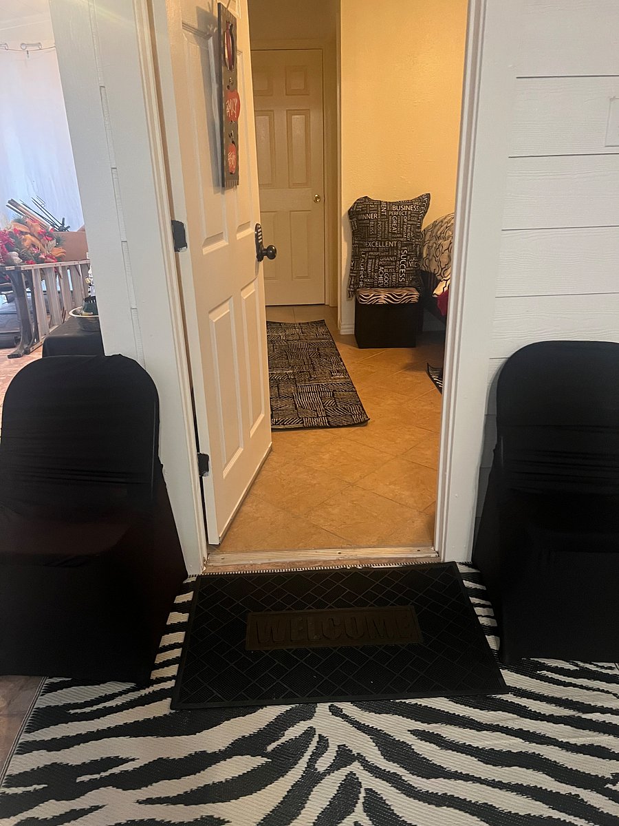 Guest Patio Bedroom entrance