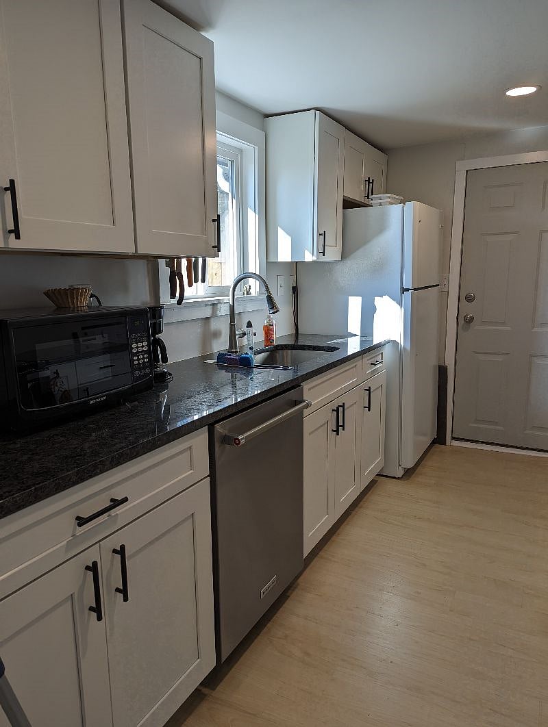Furnished Finder property 567988_1 photo 9
