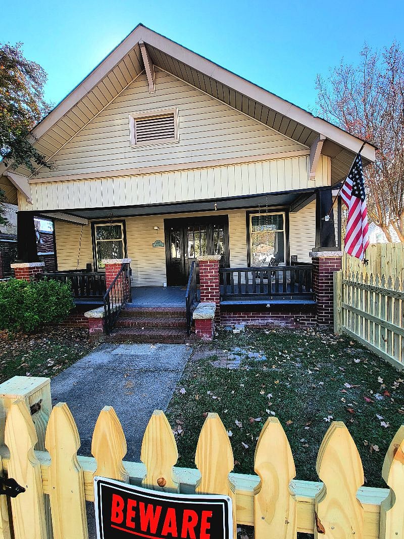 Front porch with swing