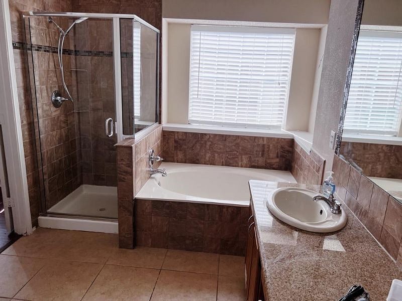 Furnished Finder property 568005_1 photo 24