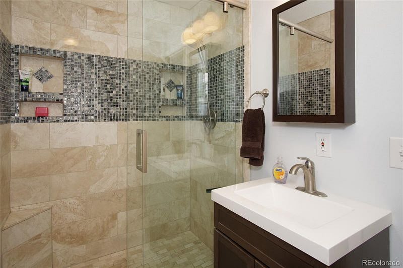 Primary ensuire bathroom with spacious stand up shower
