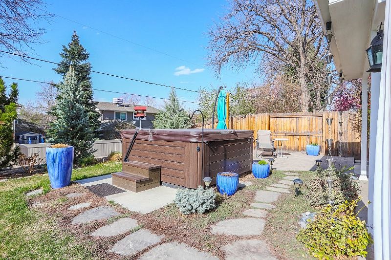Furnished Finder property 568025_1 photo 2