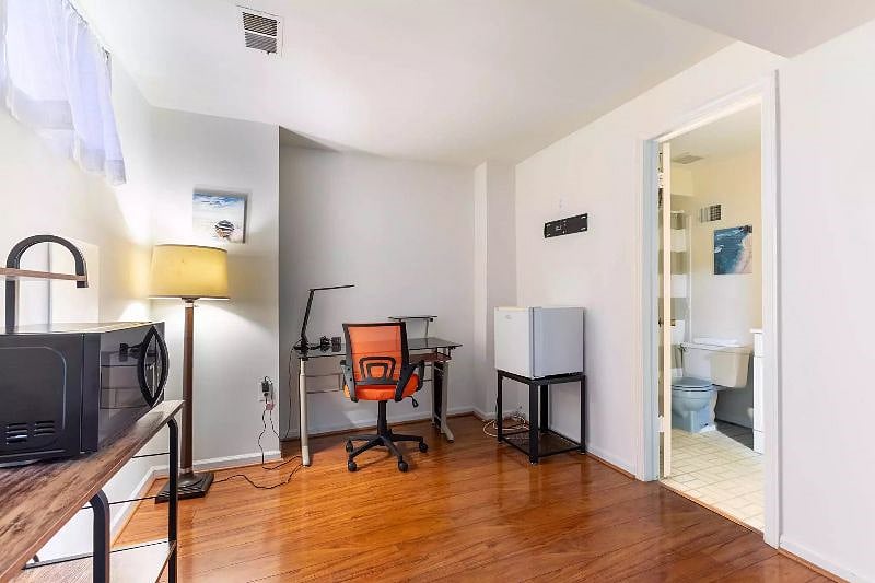 Furnished Finder property 568035_1 photo 10