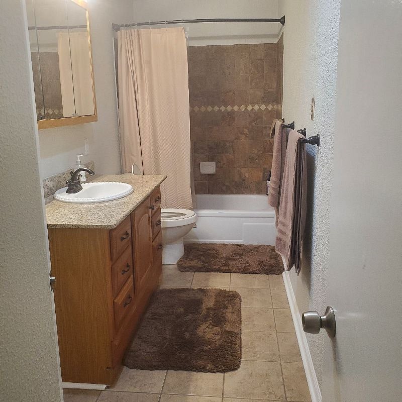 Furnished Finder property 568040_1 photo 9