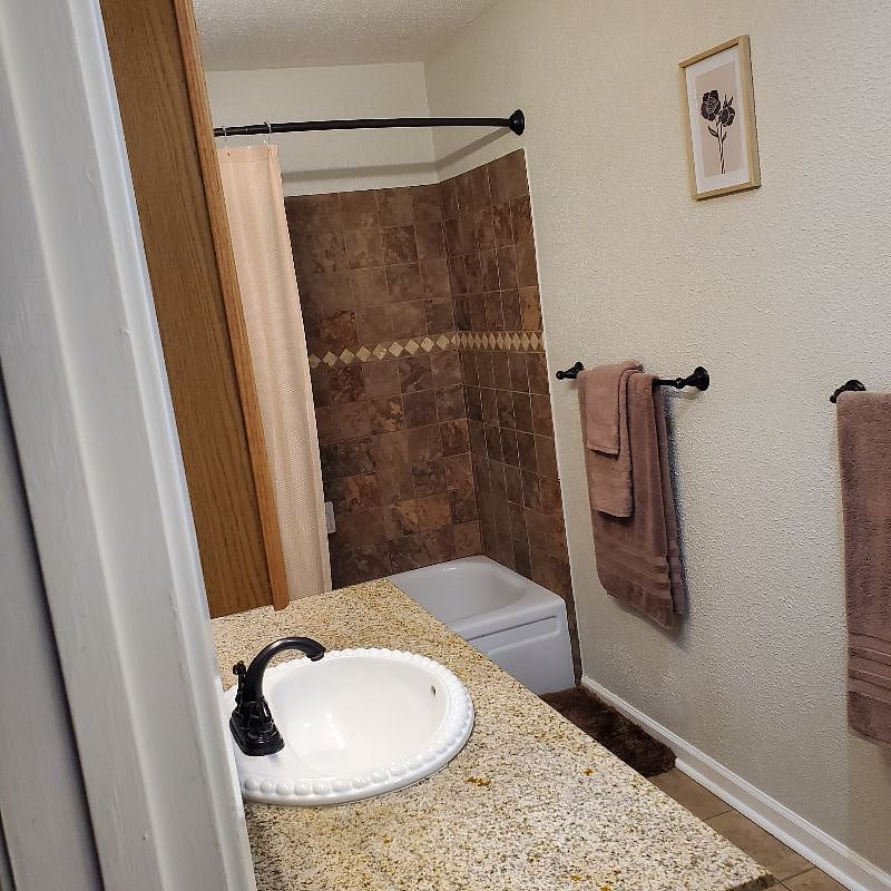 Furnished Finder property 568040_1 photo 17