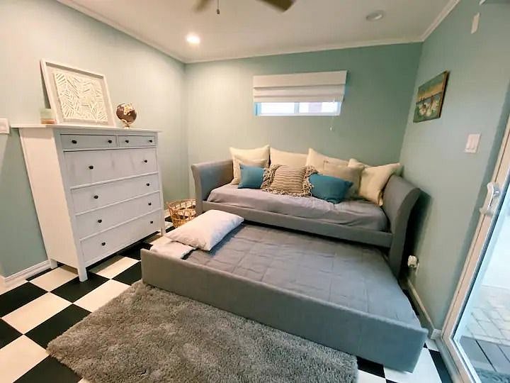 Furnished Finder property 568050_1 photo 15