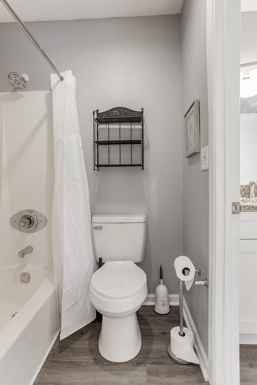 Furnished Finder property 568085_1 photo 16
