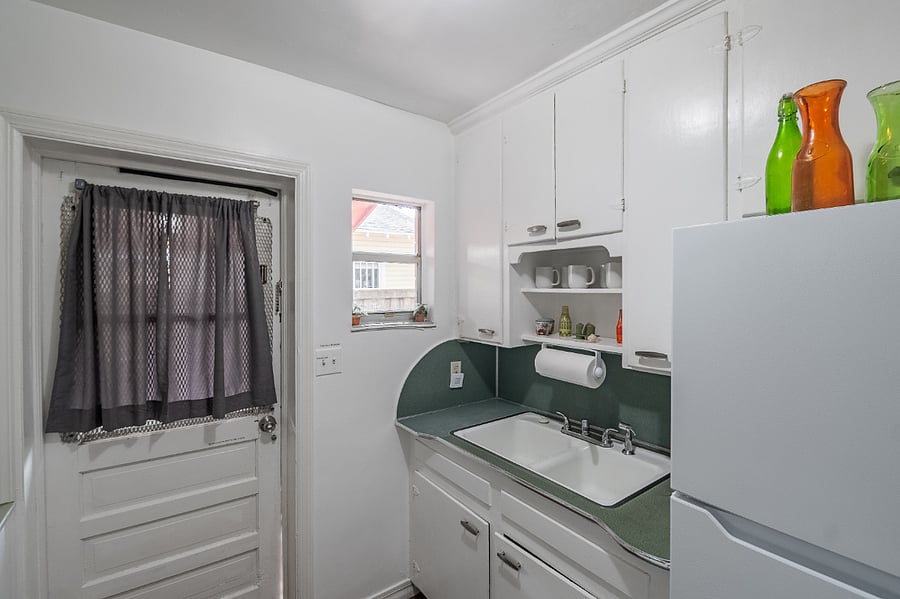 Furnished Finder property 568101_1 photo 31