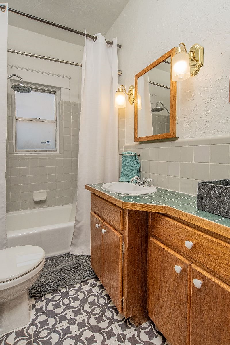 Furnished Finder property 568106_1 photo 21