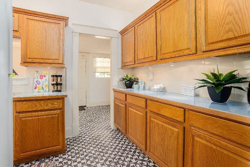Furnished Finder property 568106_1 photo 13