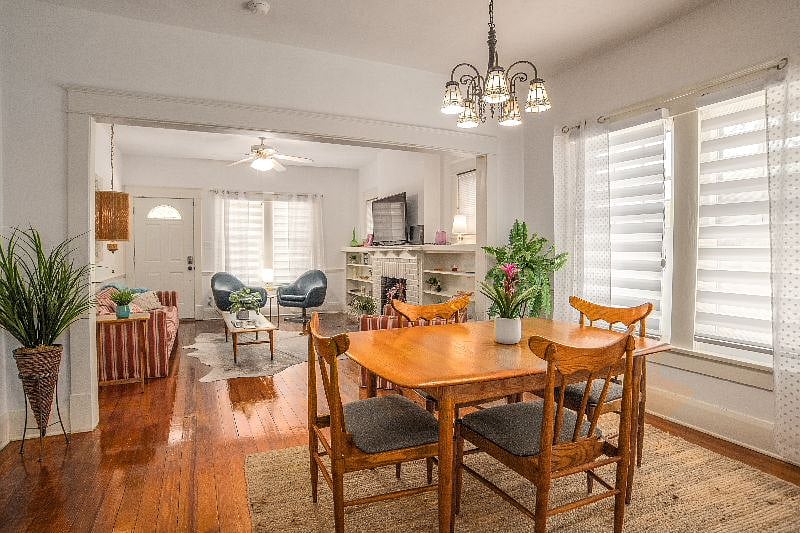 Furnished Finder property 568106_1 photo 8
