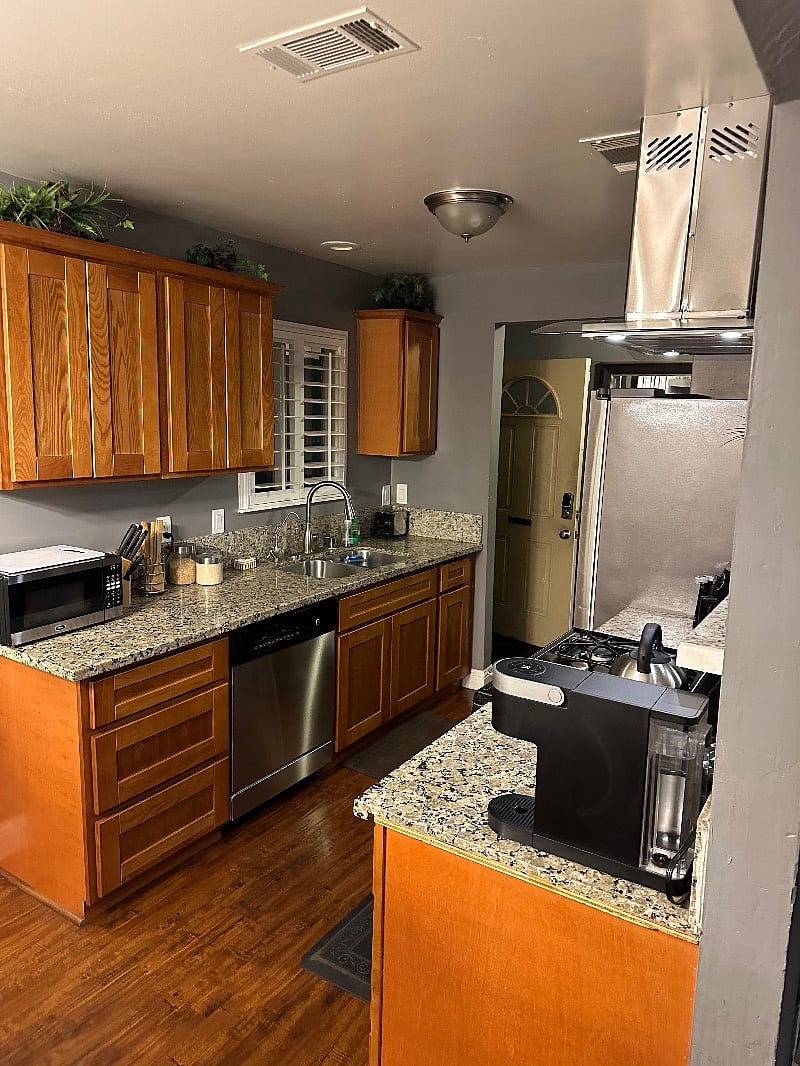 Furnished Finder property 568124_1 photo 7