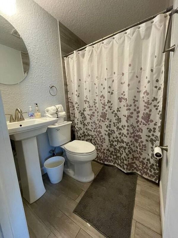Furnished Finder property 568130_1 photo 3