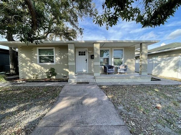 Furnished Finder property 568130_1 photo 5