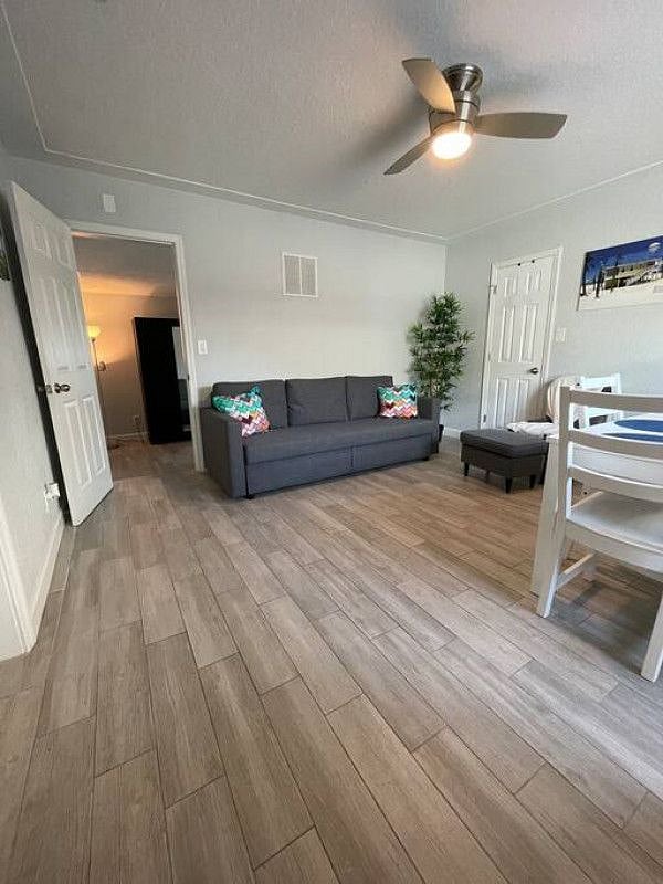 Furnished Finder property 568130_1 photo 9