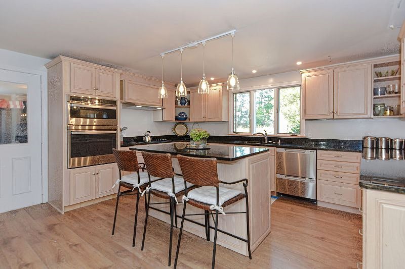 Furnished Finder property 568135_1 photo 3