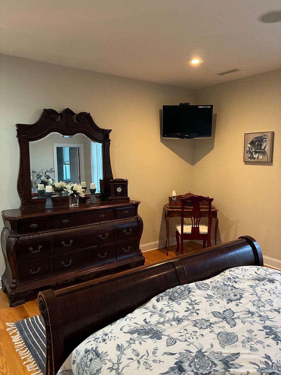 Furnished Finder property 568157_1 photo 4